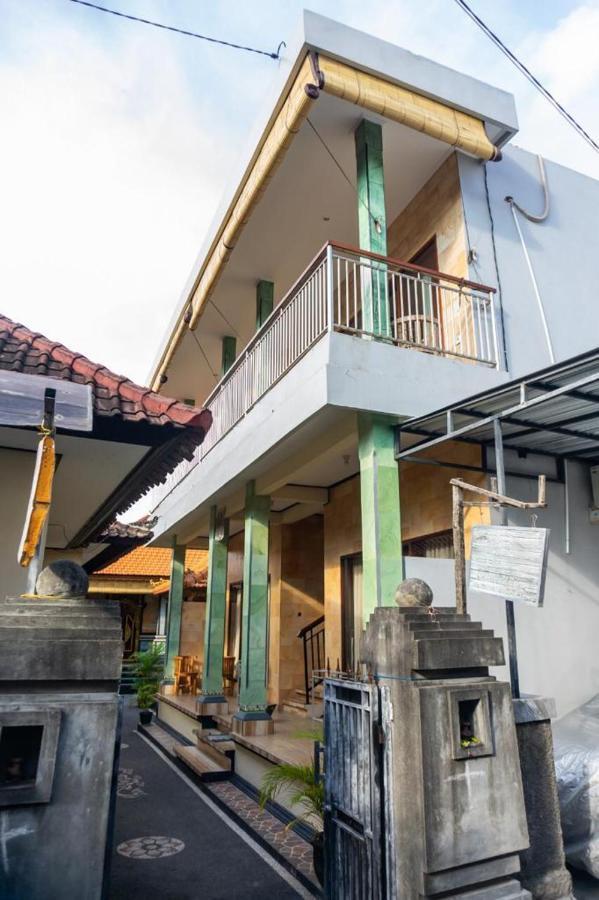 Ika Homestay Canggu Buitenkant foto
