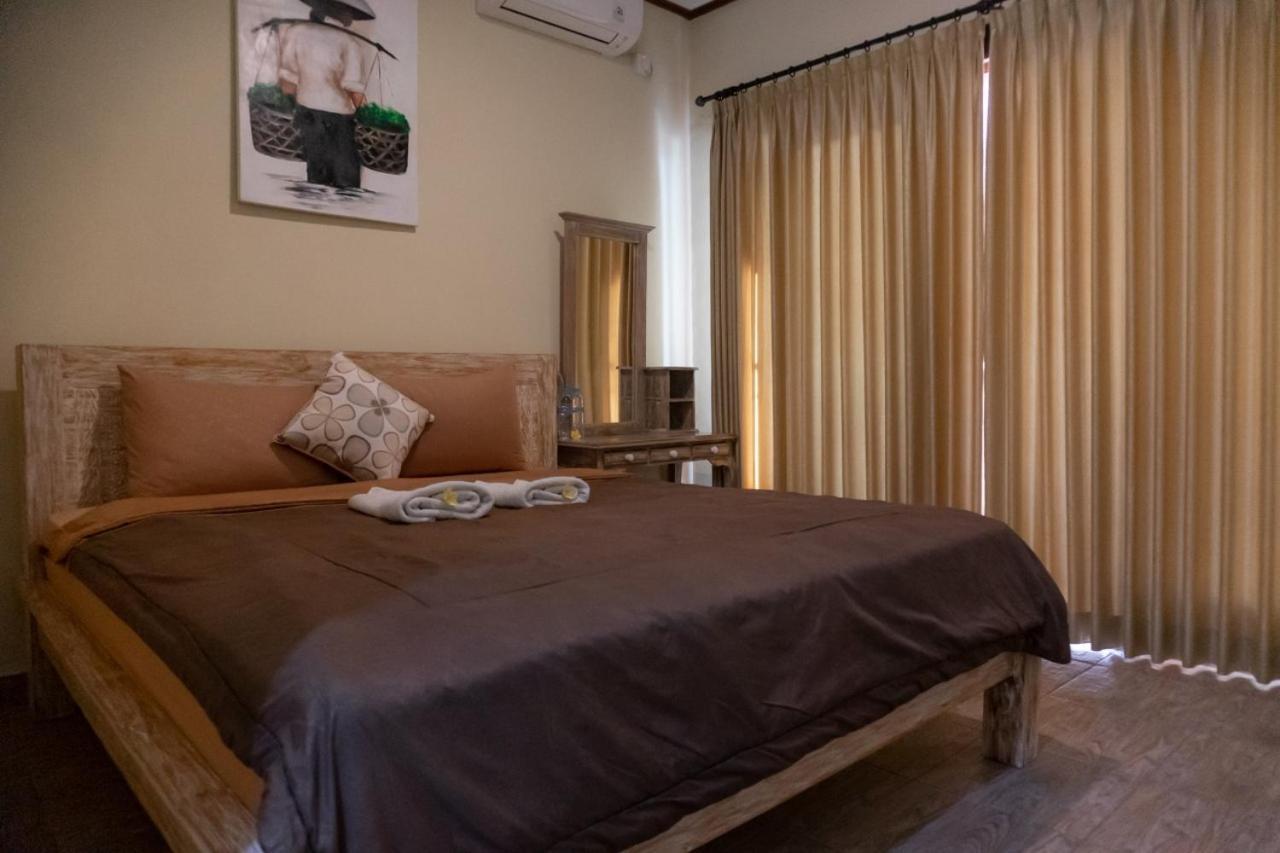Ika Homestay Canggu Buitenkant foto